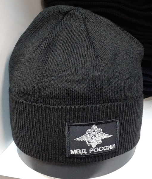 Шапка с нашивкой МВД