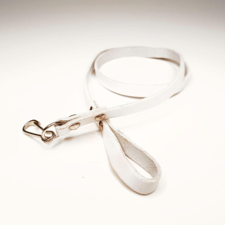 Шнур страховочный, белый, кожа - интернет магазин Полигон